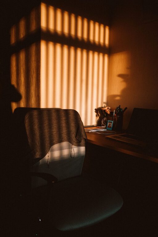 Tips for Creating a Cozy and Inviting Home Workspace